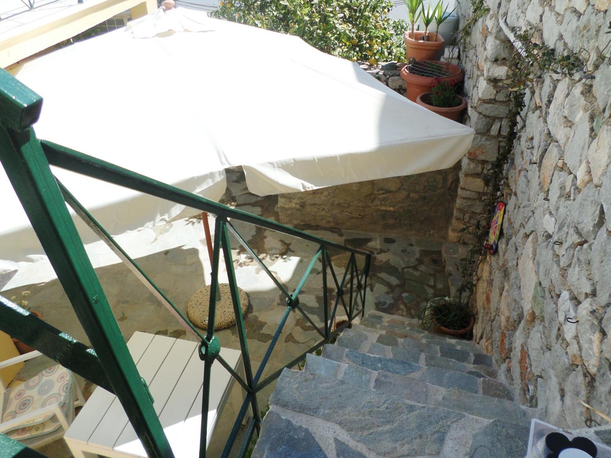 Villa In The Heart Of Hydra Extérieur photo